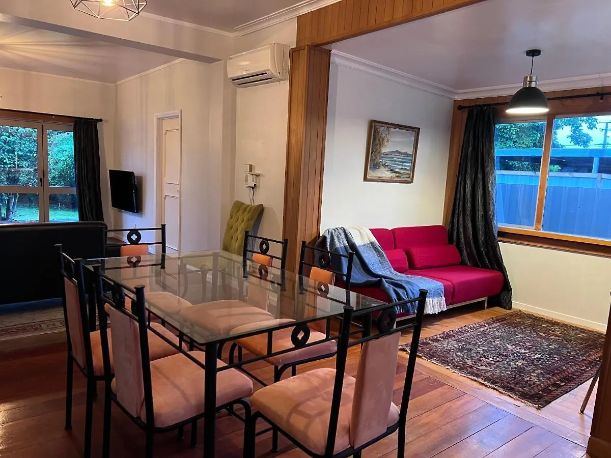 Peter'S Bach Villa Rotorua